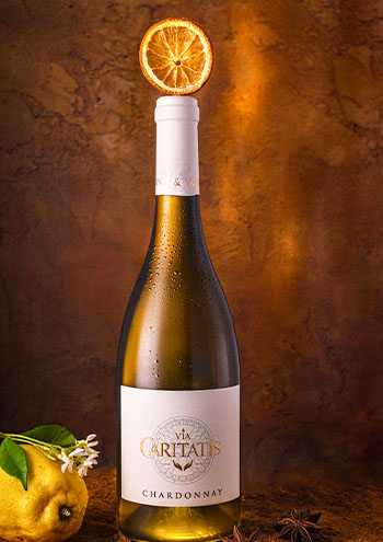 Bouteille vin blanc Via Caritatis orange