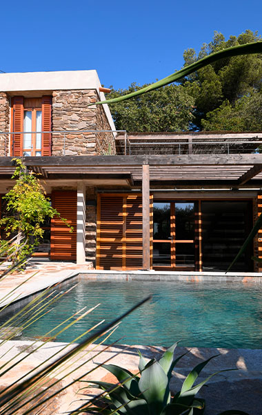 Maison piscine et terrasse